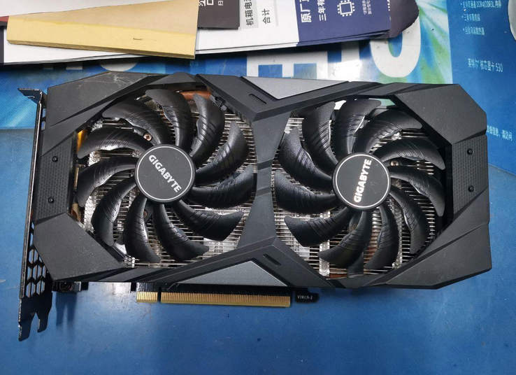 各类品牌显卡，型号齐全